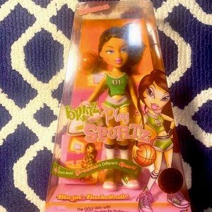 Bratz Play Sportz DANA Blazin' Basketball Player